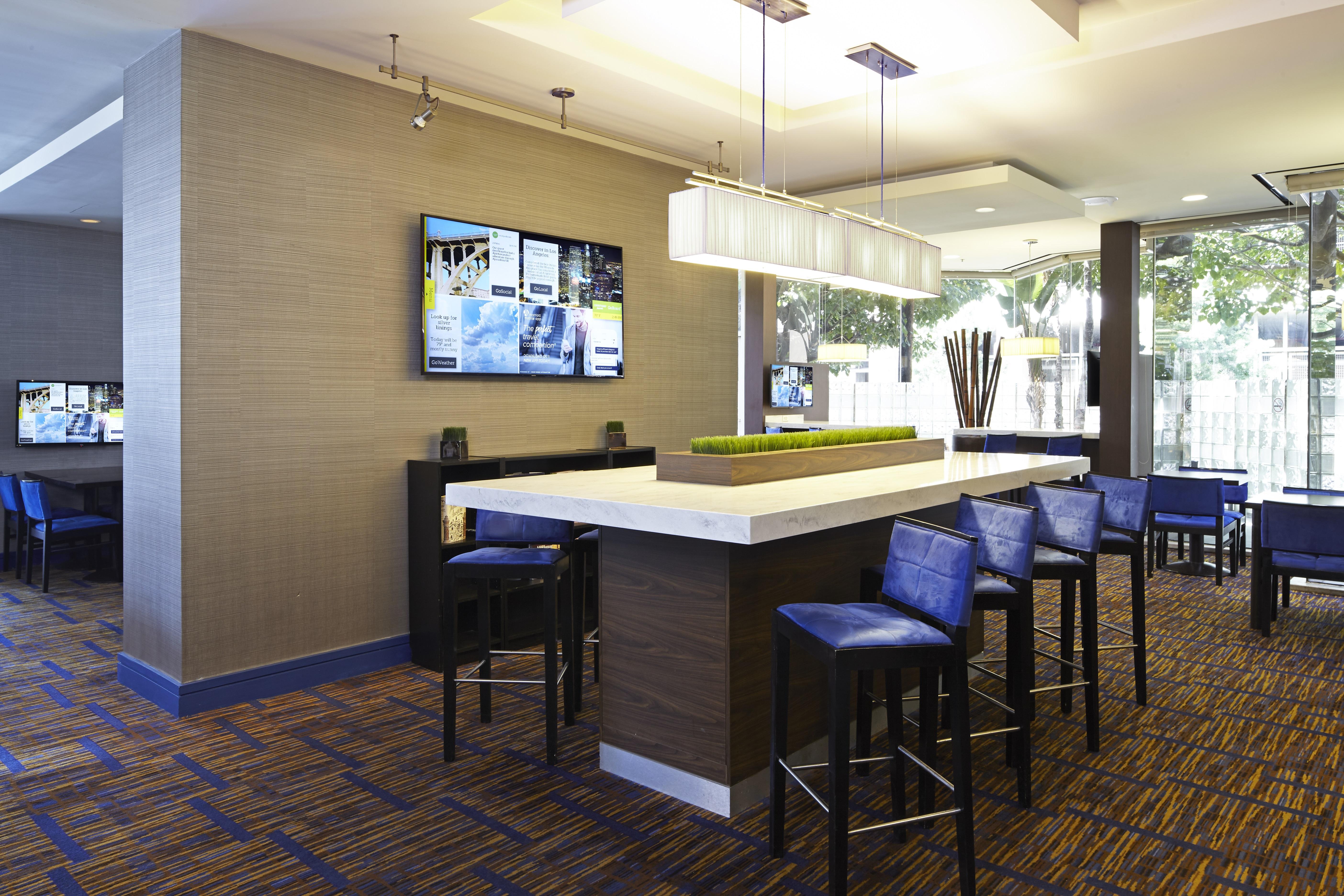 Courtyard By Marriott Los Angeles Lax / Century Boulevard — Fotos 2