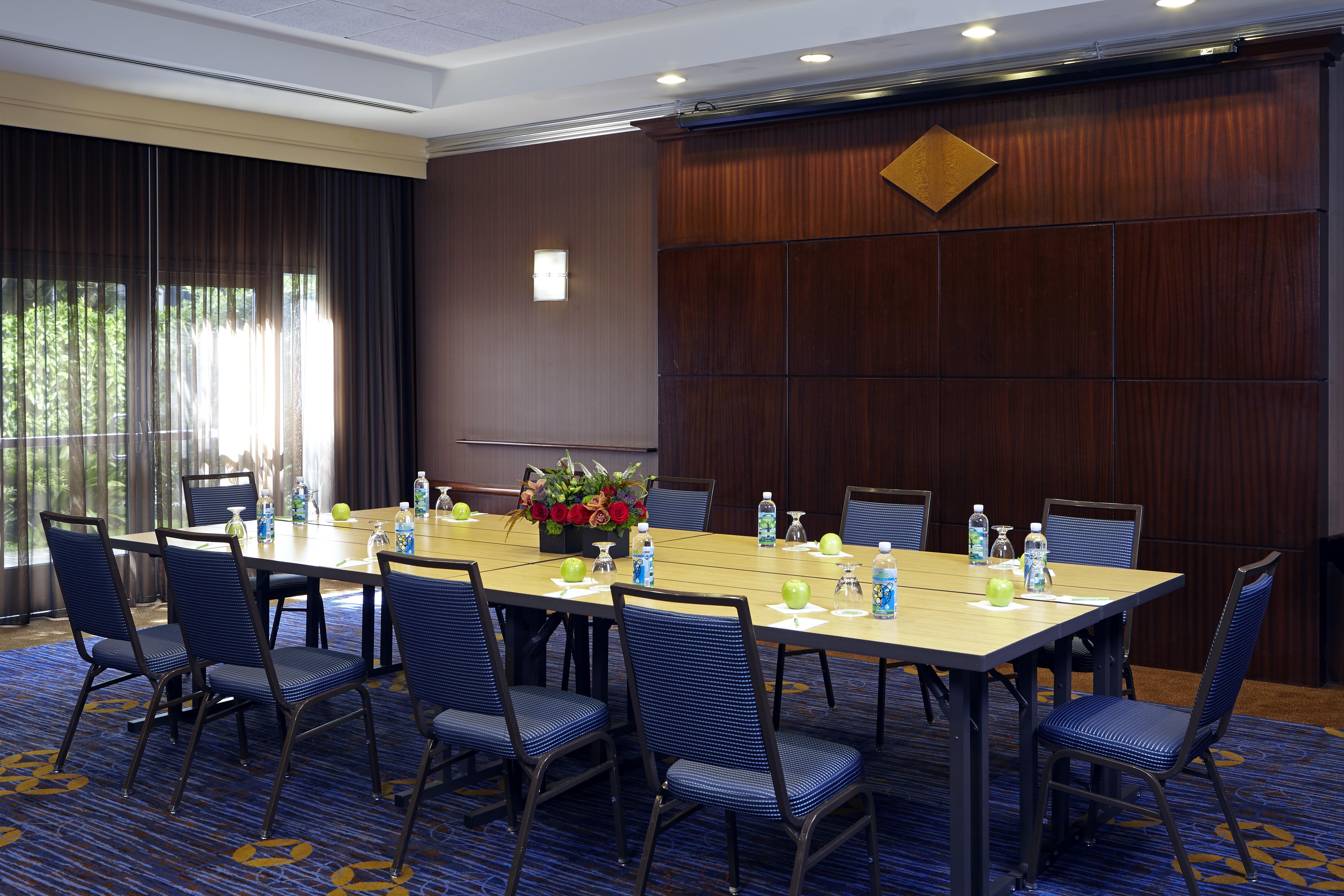 Courtyard By Marriott Los Angeles Lax / Century Boulevard — Fotos 3